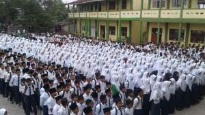 SMP Al Badar Dangdeur, Balaraja, Kabupaten Tangerang