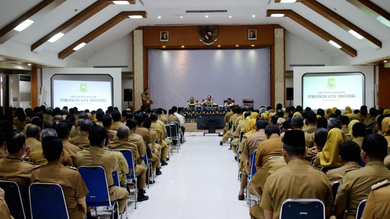 Dihadapan Para Kepala OPD Arief Tekankan Percepatan Pelayanan dan Pembangunan Bagi Masyarakat 2