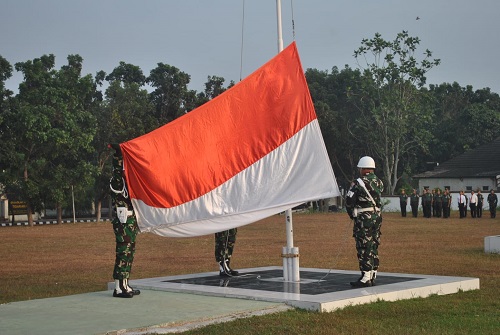 Kasdim 0510Tigaraksa Pimpin Upacara Bendera Merah Putih 2