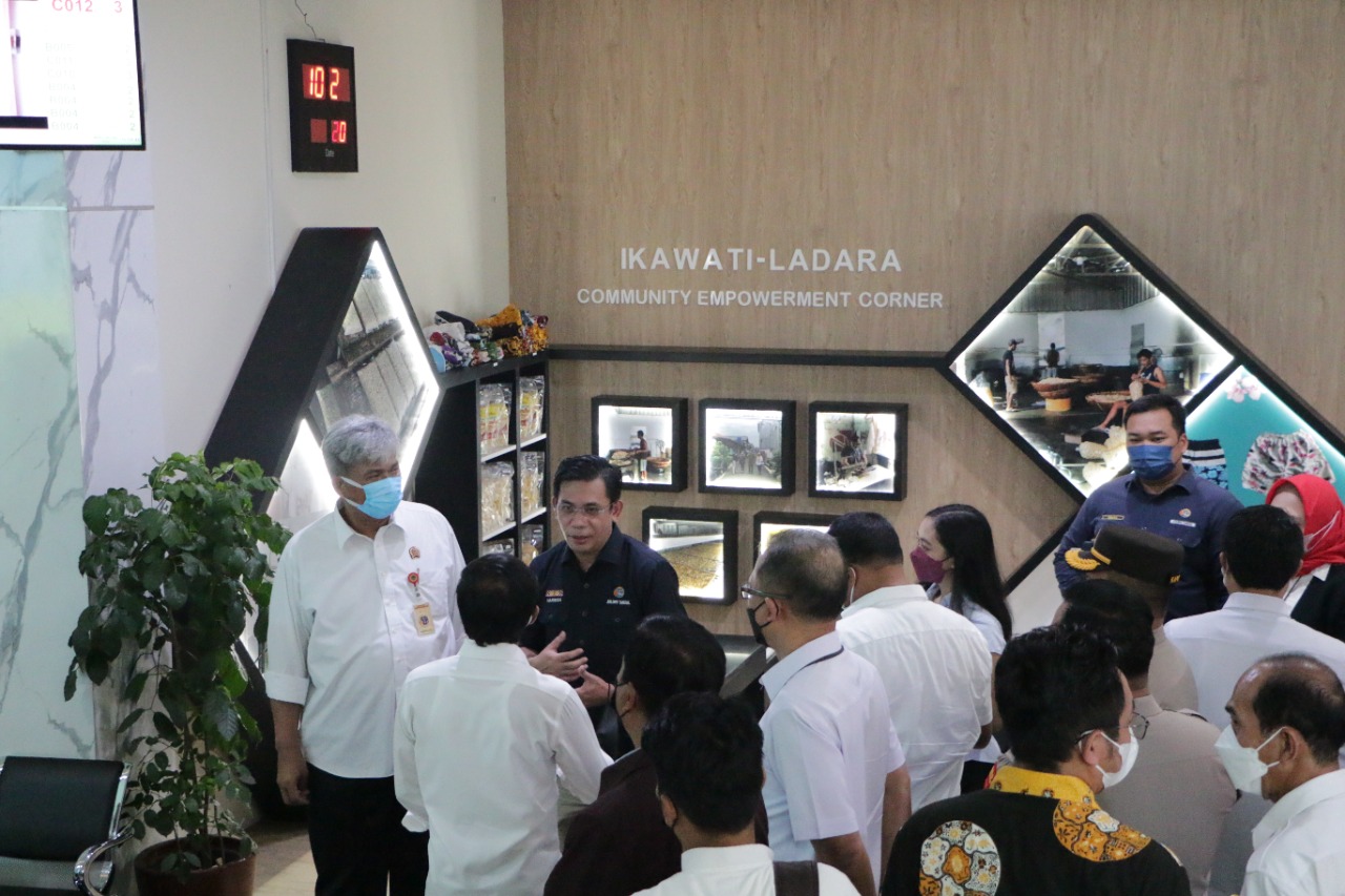 Kunjungi Kantor Pertanahan Kota Tangerang Selatan Wamen ATRBPN Berikan Apresiasi 2