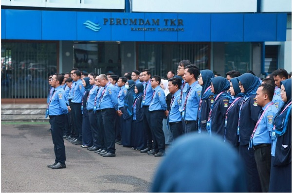 Pj. Sekda Kabupaten Tangerang Pimpin Apel Pagi dan Rakor Apresiasi Kinerja PERUMDAM TKR 2