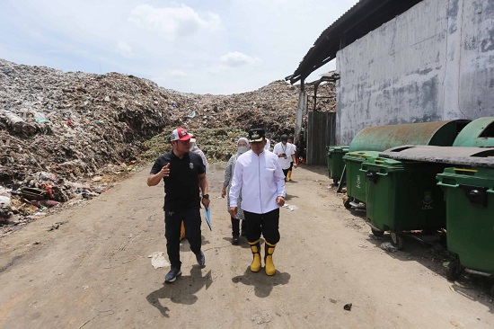 Tinjau TPA Rawa Kucing Dr. Nurdin TPA Rawa Kucing Lebih Rapi 1