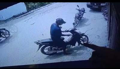 Ditinggal Sejenak Belanja, Sepeda Motor Bu Guru Raib Digondol Maling