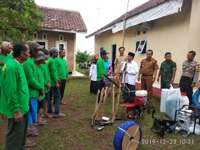 Kelompok Tani Dapat Bantuan Dari Baznas Banten Berupa Alat Pertanian dan Bibit Jagung