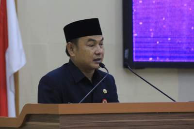 Hadiri Paripurna DPRD, Mad Romli Sampaikan Perubahan Anggaran