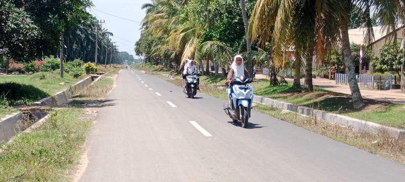 Jalan Aspal Hotmix, Warga Sipispis Terima Kasih Kepada Bupati Serdang Bedagai