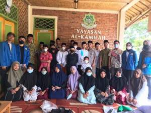 Asyiknya Belajar Membuat Produk Hand Sanitizer bersama Anak-anak Yayasan Al-Kamilah Depok