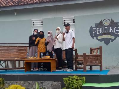 Terinspirasi Komunitas Carenang Ringan Tangan,  Wida Ampiany : Kita Akan Kembangkan di Kecamatan Taktakan