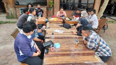 Pengurus PWI Kota Tangsel gelar rapat untuk pelantikan pengurus.