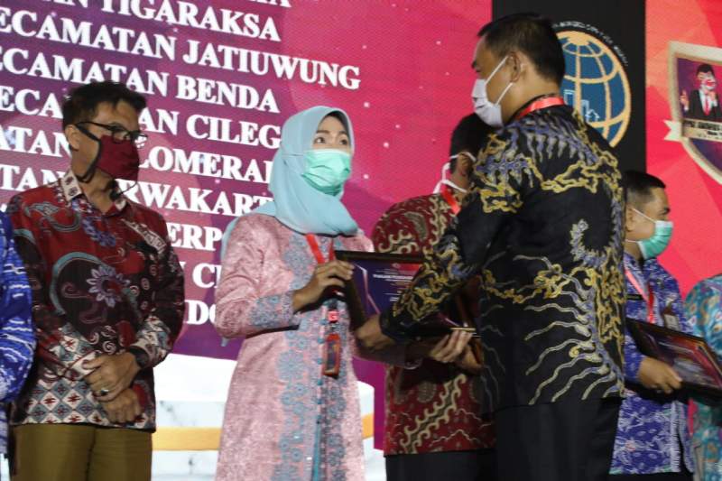 Camat Tigaraksa Raih Penghargaan PPAT Award