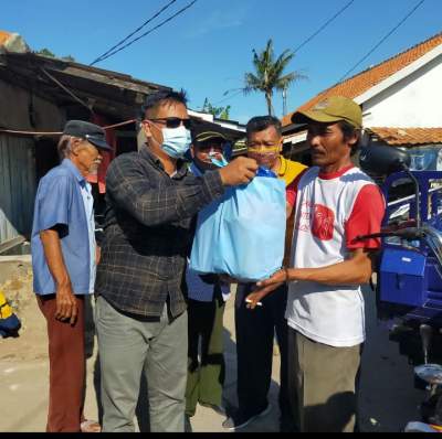 Korban Kebakaran di Mauk Dapatkan Bantuan Dari Pemerintah Kecamatan