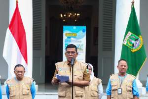 Gubernur Banten Andra Soni Lepas Kirab Bangga Kencana 2025