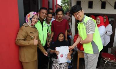 PT LG Electronics Indonesia Gelar Pengobatan Gratis dan Santunan Anak Yatim