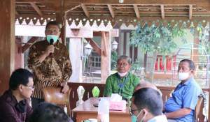 Wakil Walikota Tangsel Hadiri Rapat Depeko