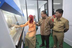 Peresmian laboratorium kesehatan milik Kota Tangerang.