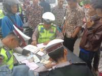 Operasi Patuh Kalimaya, Temukan 2 Mobil Nunggak Pajak