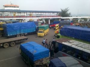 Pemudik Motor Diprioritaskan di Dermaga IV dan V Merak