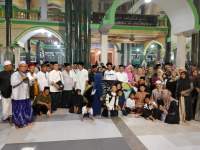 Tutup Pengajian, DKM Mesjid Baiturrahman Panggang Bunar Gelar Ziarah