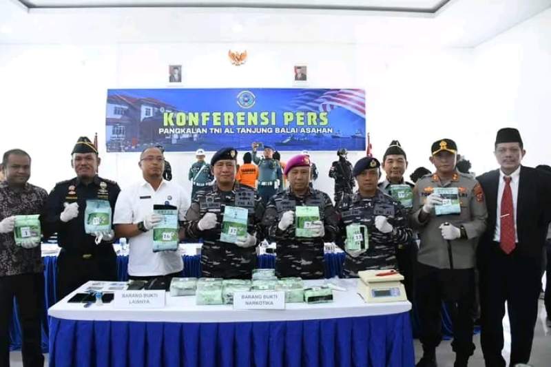 Panglima Koarmada I kunjungi Lanal TBA Keberhasilan F1QR Tangkap kurir 20 bungkus narkotika jenis sabu