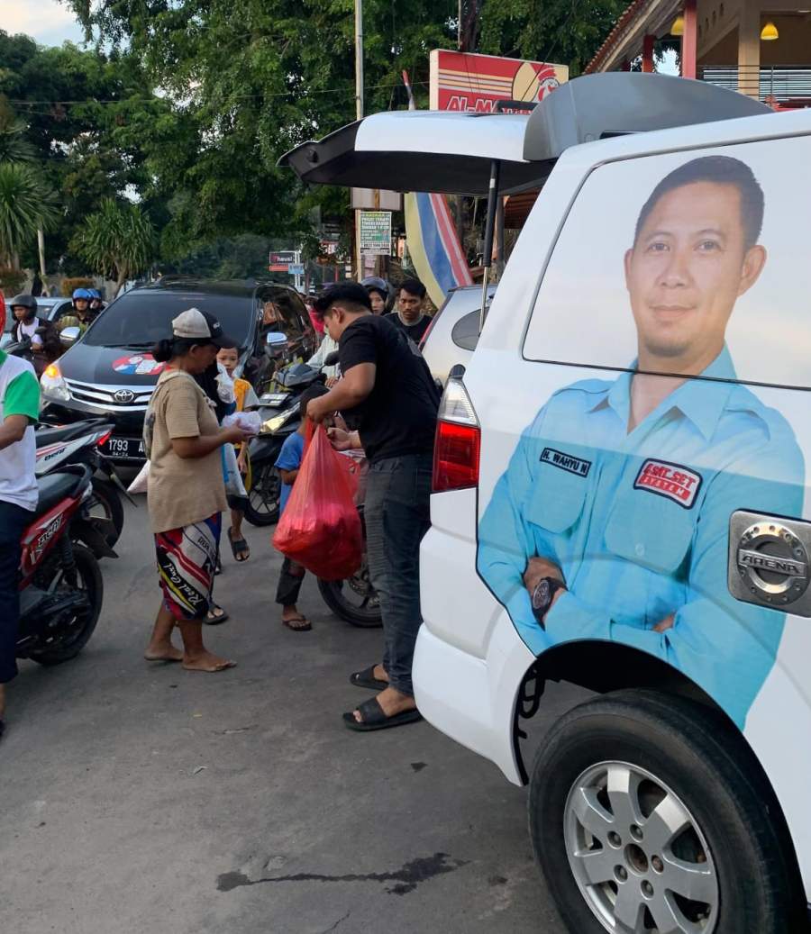 Bertuliskan Wayahe Sat Set, Wahyu Nurjamil Sediakan 1 Unit Mobil Ambulance Gratis untuk Masyarakat