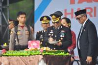 Polres Banjar Gelar Syukuran Potong Tumpeng dan Kue Ulang Tahun Bhayangkara ke-79