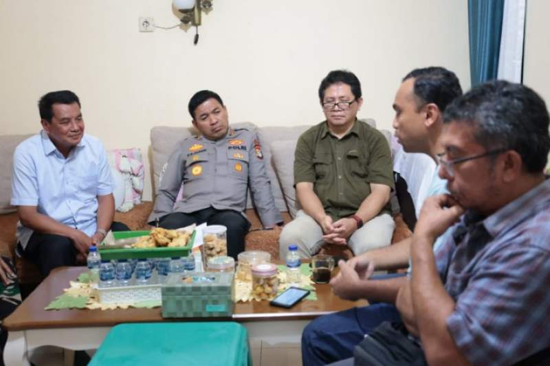 Bupati Maesyal Turun Langsung Pastikan Jemaat POUK Tesalonika Beribadah Aman Tanpa Gangguan