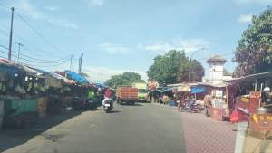 Bikin Kotor dan Kumuh, DPRD Desak PKL Sentiong Ditertibkan