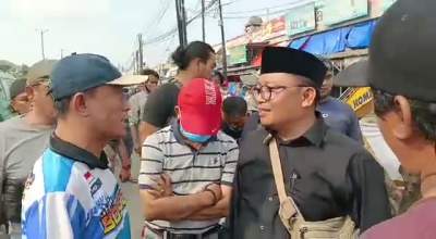 Viral, Pengelola Kebersihan di Pasar Curug Mengamuk