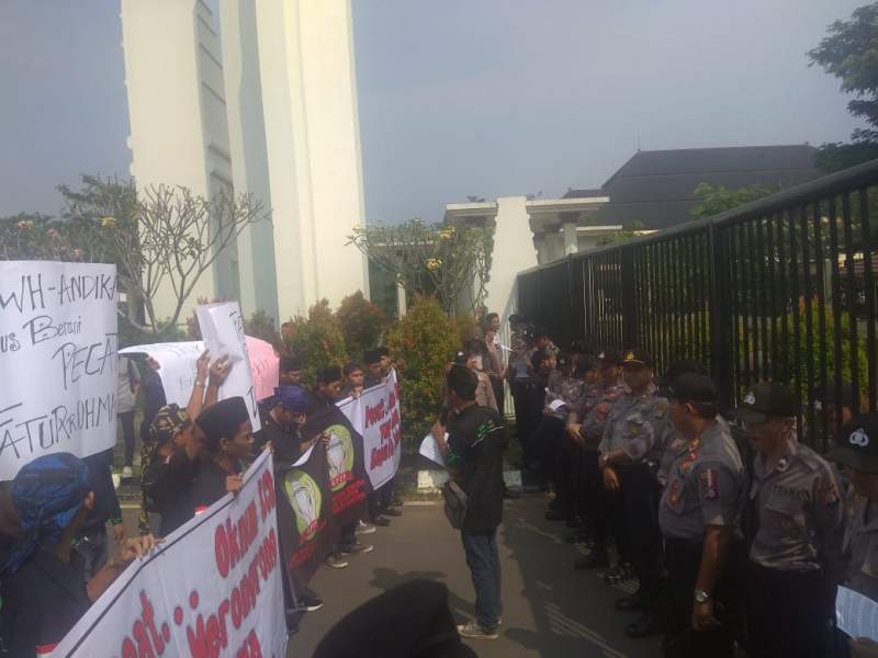 GP2B Dan PGK Desak WH Pecat Kepala Dindikbud Banten Serta Pejabat KCD Dindikbud Banten