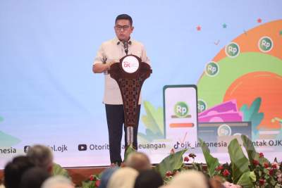 Gubernur Andra Soni Ajak Mahasiswa Tingkatkan Kecerdasan Finansial di Era Digital