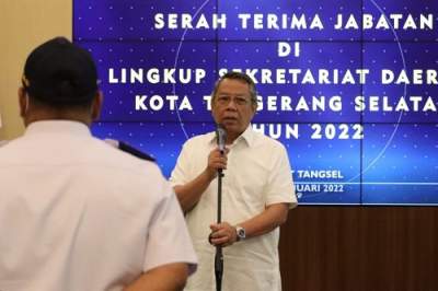 Lakukan Sertijab di Lingkup Sekretariat Daerah, Benyamin Minta Jajarannya Segera Bekerja