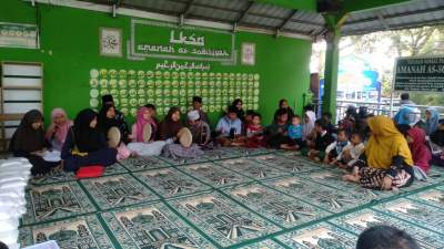 Merajut Asih, Pasukan Gowes GWC Ngabuburit Bareng Anak Yatim