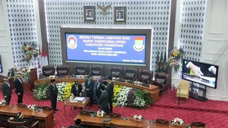 Sah, Maesyal - Intan Jabat Bupati dan Wabup Tangerang
