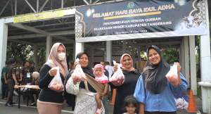 Kejari Kab Tangerang Distribusikan 500 Kantong Daging Kurban