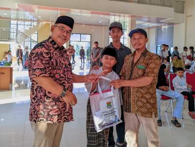 Pemerintah Kecamatan Solear Gelar Baksos Khitanan Massal