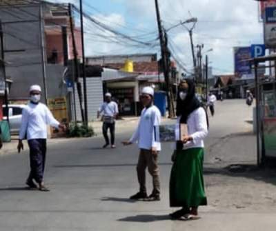 Pray for Cianjur, FPI Solear Galang Dana di Jalan Raya Adiyasa - Cisoka