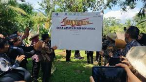 Dibina bjb, Desa Bandung Menjadi Desa Digital di Pandeglang