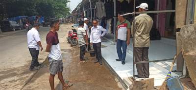 PKL dan Kios Permanen di Bahu Jalan Puri Pasar Kemis Segera Ditertibkan