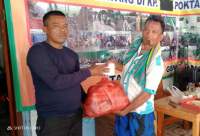 Kena PHK di Pabrik Beralih Jadi Petani, Obo Berikan Bantuan Benih Sayuran