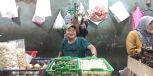 Marsyan, Salah Seorang Pedagang di Pasar Serpong