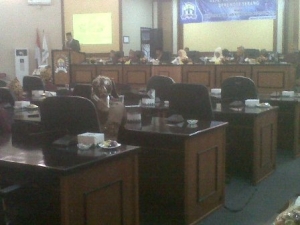 Banyak Anggota Dewan Abaikan Paripurna HUT Kota Serang
