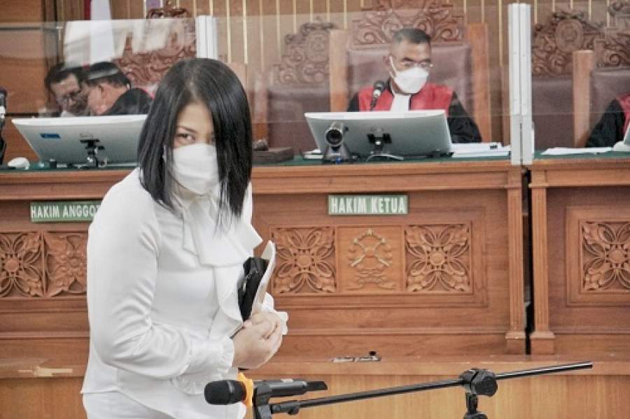 Putri Candrawathi dalam sidang putusan sela di Pengadilan Negeri Jakarta Selatan, Rabu (26/10/2022).