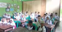 MIS MINA Sambut peserta didik baru