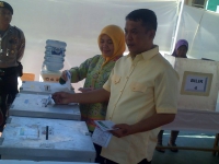 Walikota Cilegon Berikan Hak Suara
