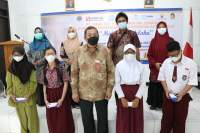 Fokus Pendidikan dan Kesehatan, IKPP Serang Sumbang Kacamata Gratis untuk SD