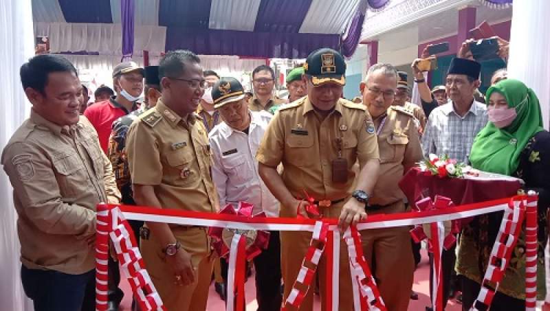 Desa Cikuya Miliki Kantor Baru, Pembina Apdesi Sebut Tolak Ukur Bagi Kades Lain