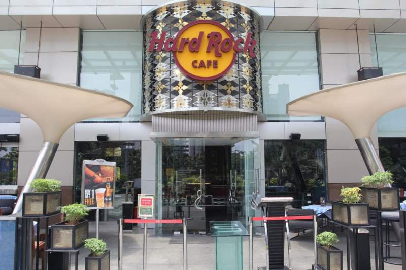 Hard Rock Cafe di Pacific Place di Jakarta.