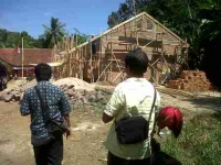 Pembangunan Perpustakaan SMPN Satap Barengkok Diduga Bermasalah