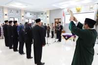 Pejabat dilantik kadis.