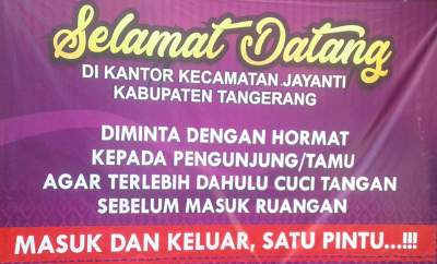 Cegah Corona, Kecamatan Jayanti Pasang Spanduk Raksasa